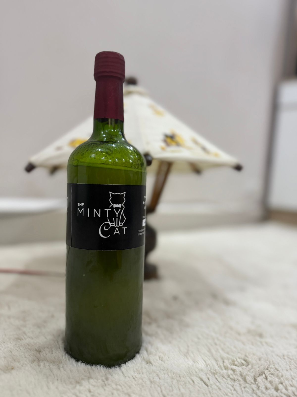 The Minty Cat Ginger Beer bottles showcase