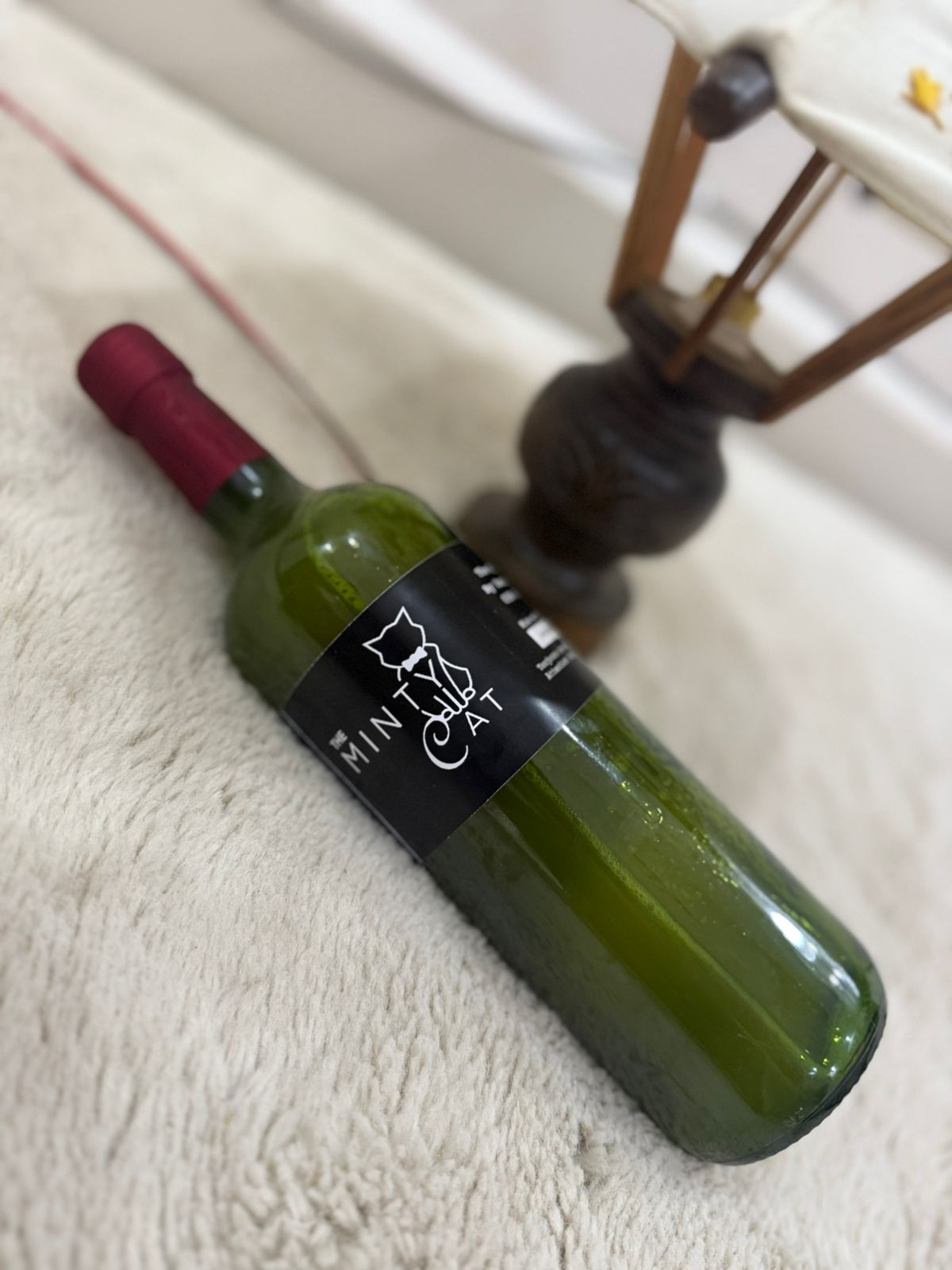 The Minty Cat Ginger Beer bottles showcase